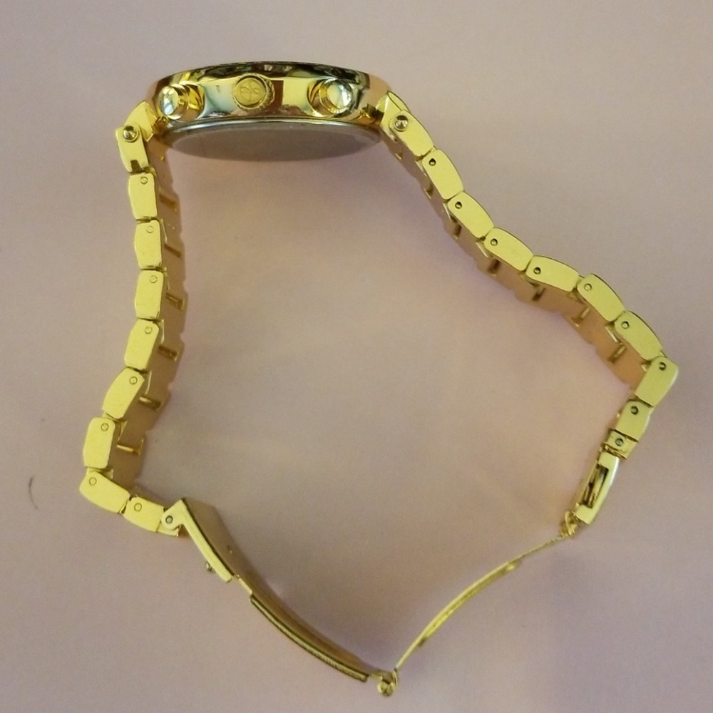 Watch - Picture 4 of 6